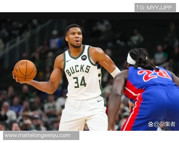 雄鹿与活塞比赛中为何出现球员跪地的背后原因分析 雄鹿与活塞比赛中为何出现球员跪地的背后原因分析