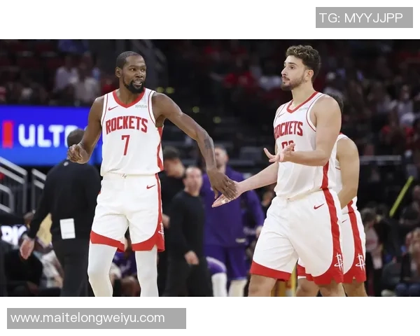 火箭队与马刺队激战三月十三日争夺季后赛席位的关键对决 火箭队与马刺队激战三月十三日争夺季后赛席位的关键对决