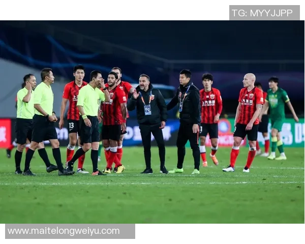 鲁能迎战永昌中超焦点之战期待精彩对决与球迷热情助威