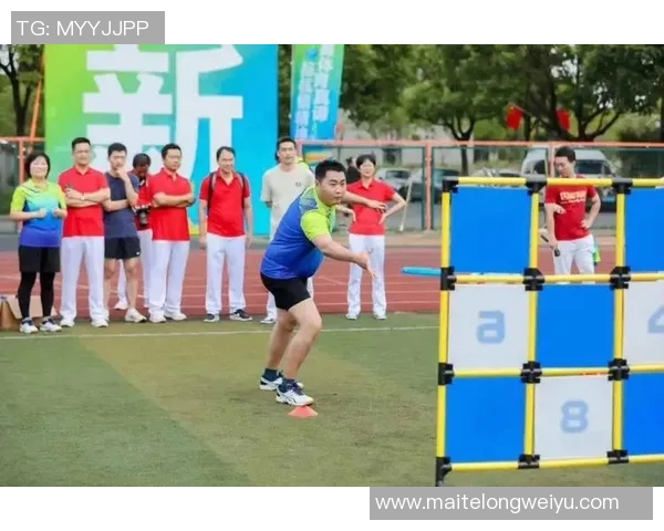 深圳飞盘队进攻体系解析：飞盘战术的创新与应用探讨